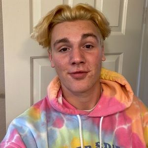 Meet your Posher, Luka